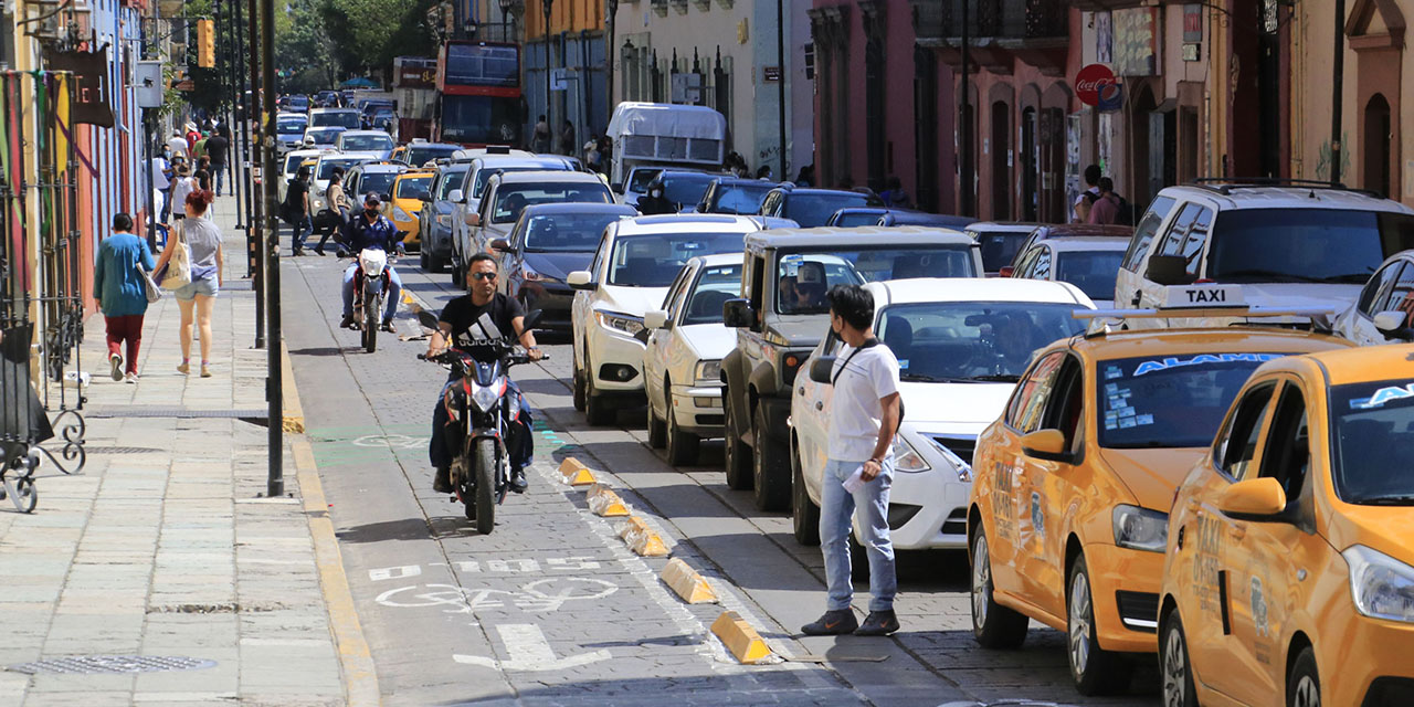 Van 167 infracciones por invadir carriles del Citybus y ciclovías 