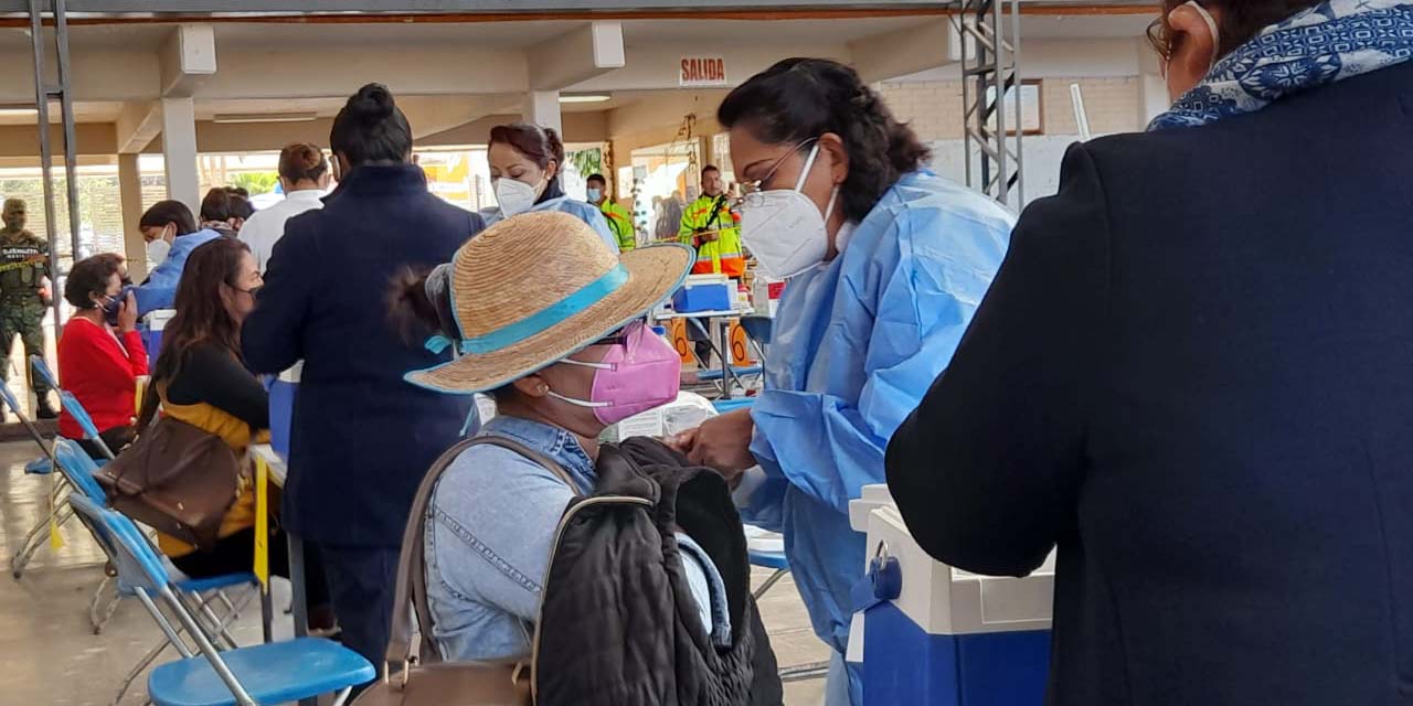 Vacuna, arma para evitar complicaciones por Covid | El Imparcial de Oaxaca