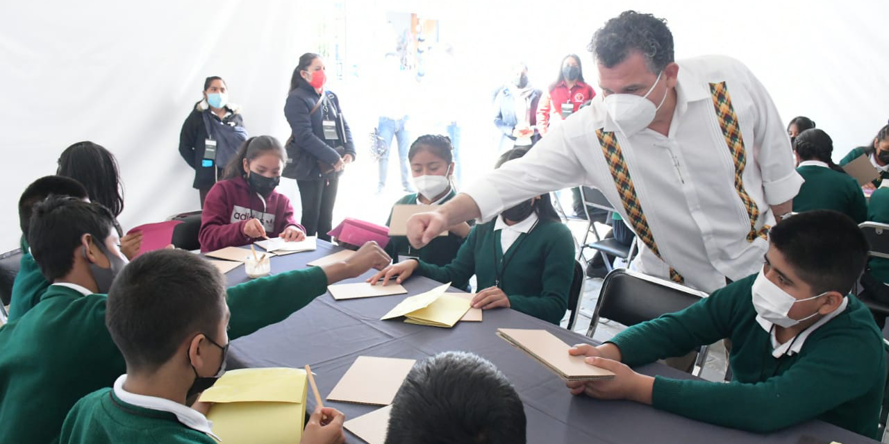 Destacada participación de escolares oaxaqueños en “Fandango por la lectura” | El Imparcial de Oaxaca