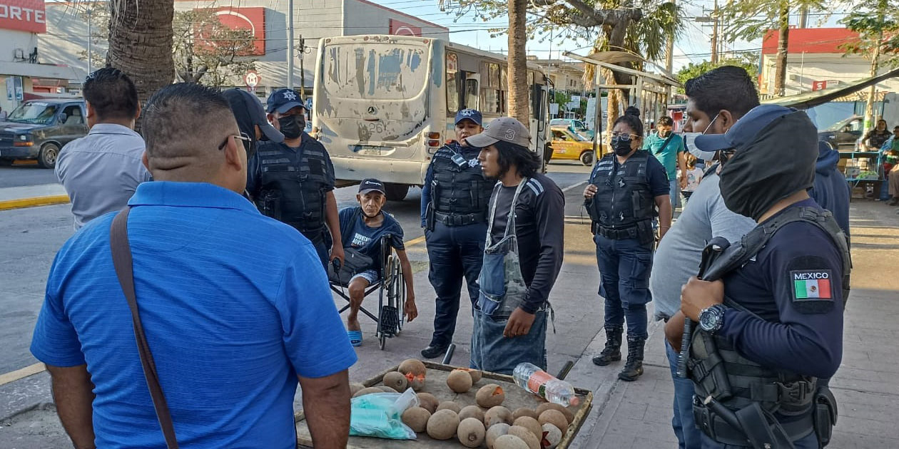 Aseguran urbano que atropelló a vendedor | El Imparcial de Oaxaca
