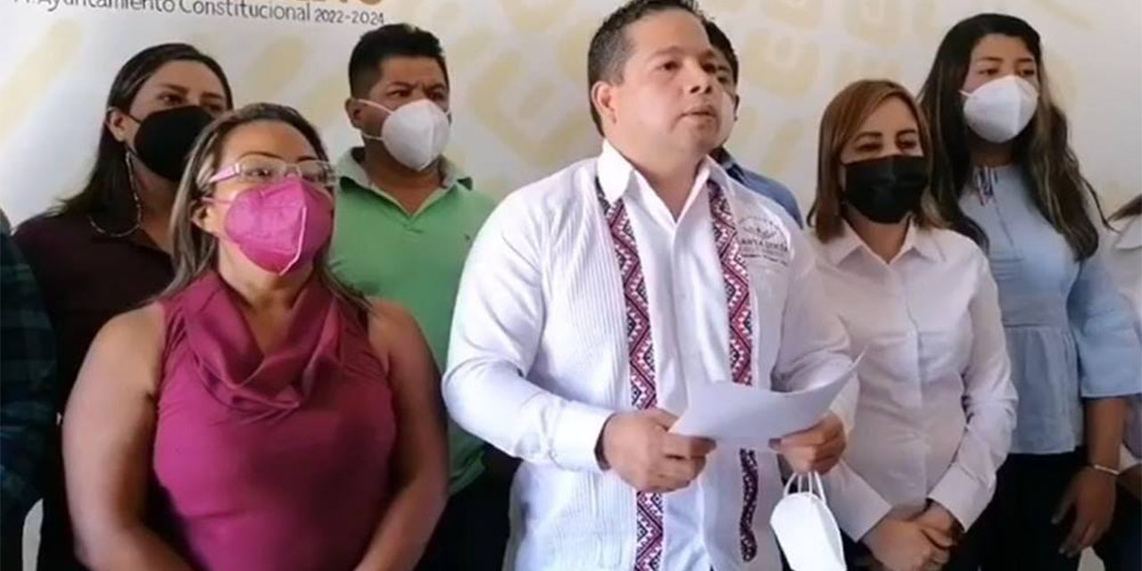 Entre acusaciones, cambio de gobierno de Santa Lucía