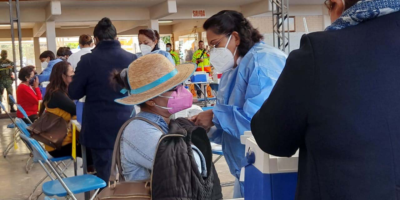 Anuncian aplicación de refuerzos anticovid en Huajuapan de León