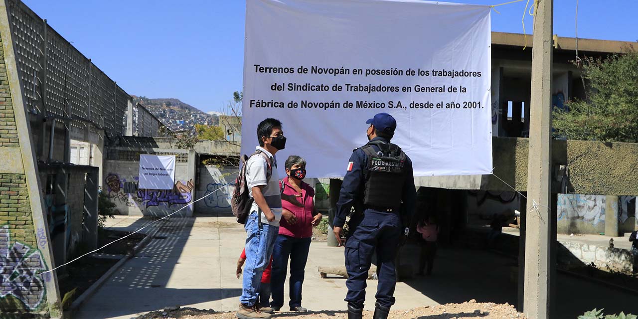 Defienden exempleados de Novopan terreno del AGA | El Imparcial de Oaxaca