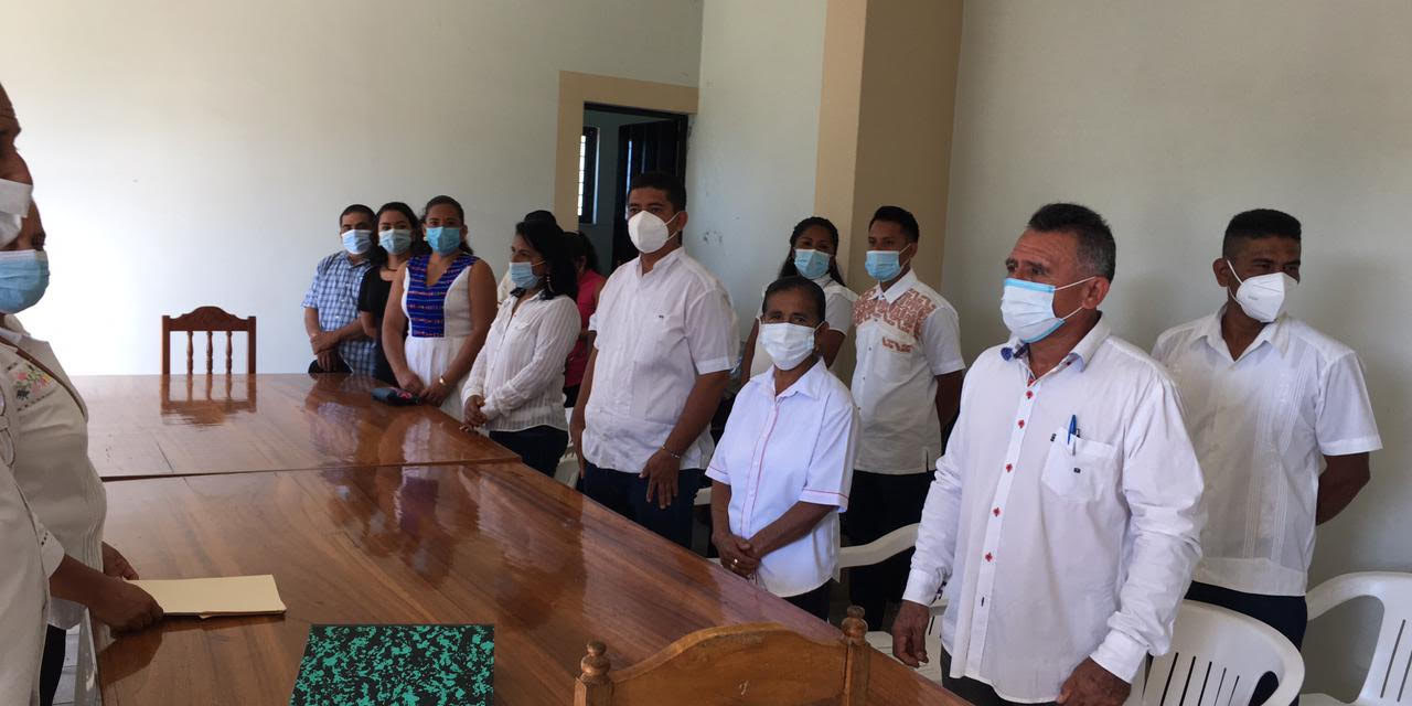 En paz cambios  de gobierno en la  zona de Pinotepa | El Imparcial de Oaxaca