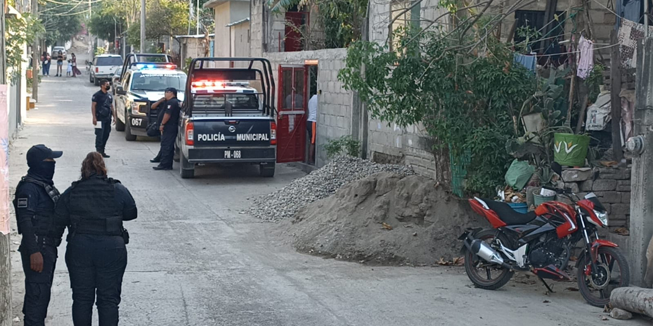 Jeep atropella a motociclista en Salina Cruz