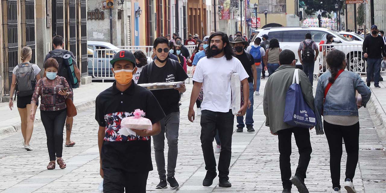 Pasó Oaxaca de olas a tsunami de contagios