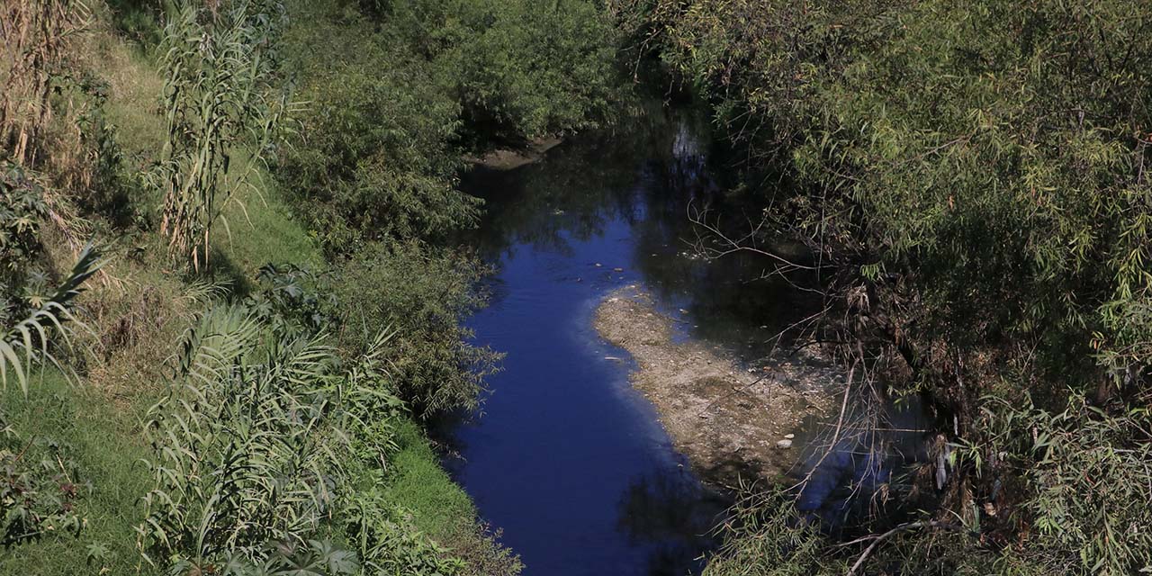 Río Atoyac, lleno de aguas negras, basura y escombros | El Imparcial de Oaxaca