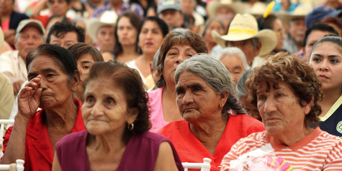 Piden que bancos incluyan a los adultos mayores | El Imparcial de Oaxaca