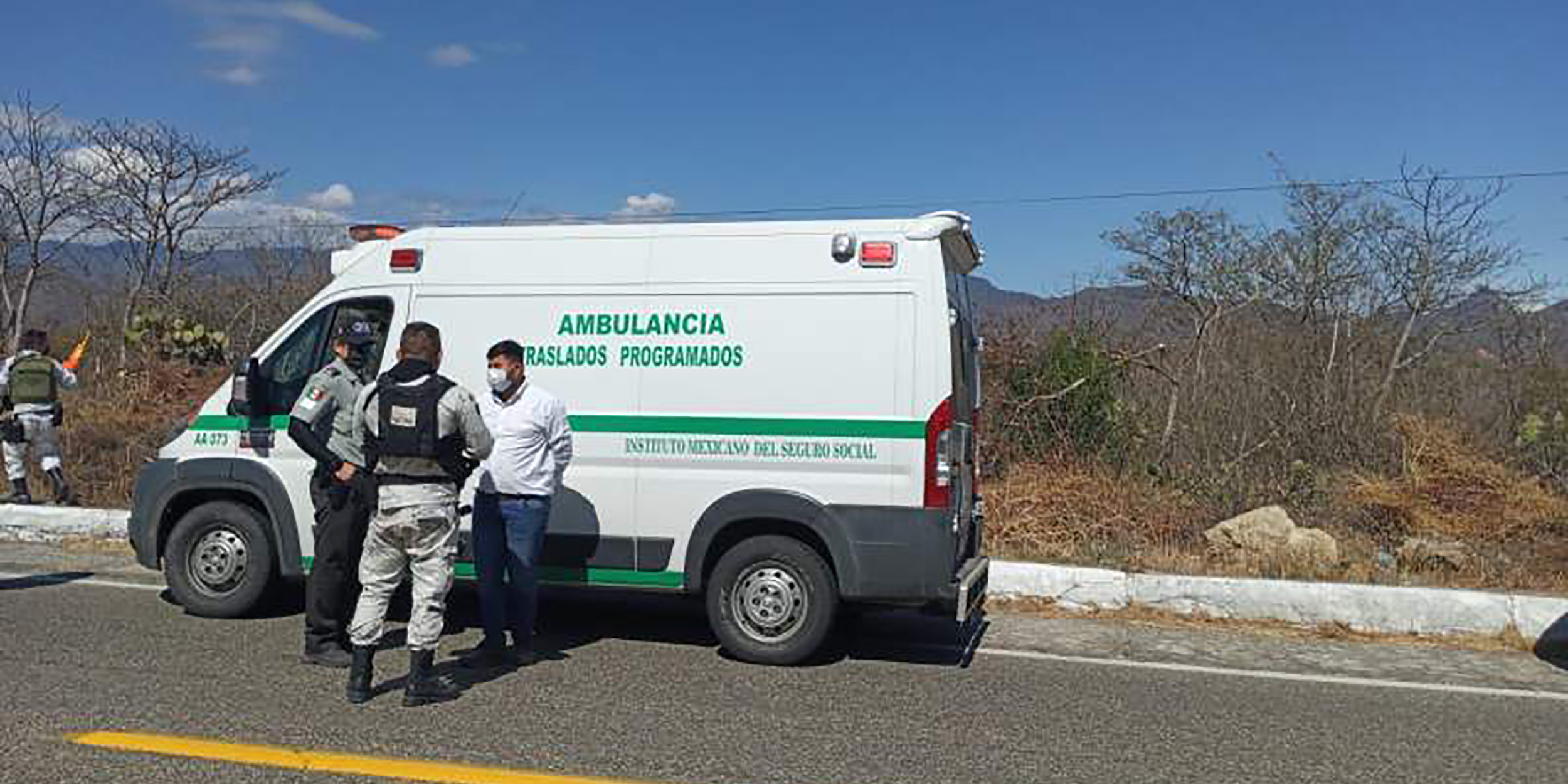 Clonan ambulancia del IMSS para traficar migrantes | El Imparcial de Oaxaca