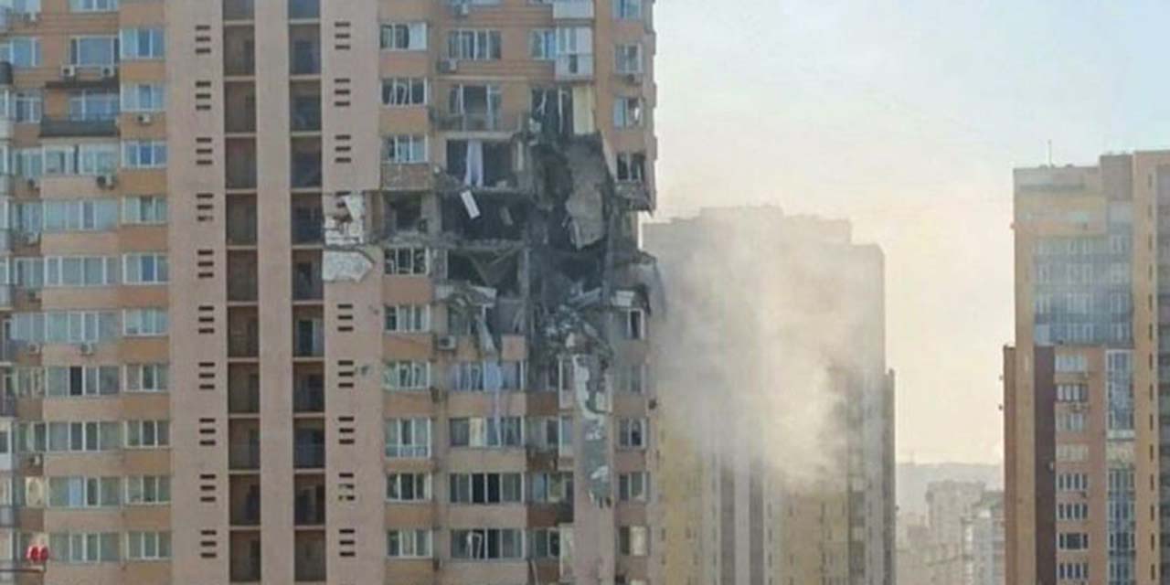 Un misil impacta en edificio residencial en Kiev | El Imparcial de Oaxaca