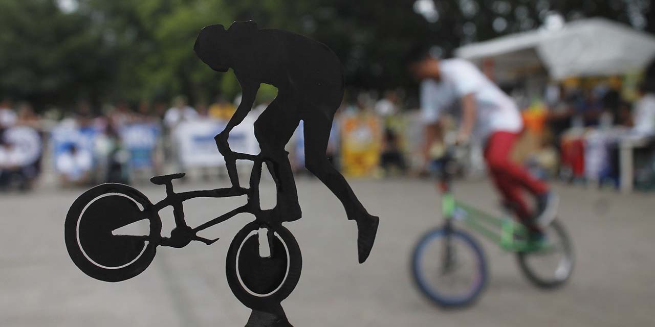 Preparan trucos de la vieja escuela con el BMX | El Imparcial de Oaxaca