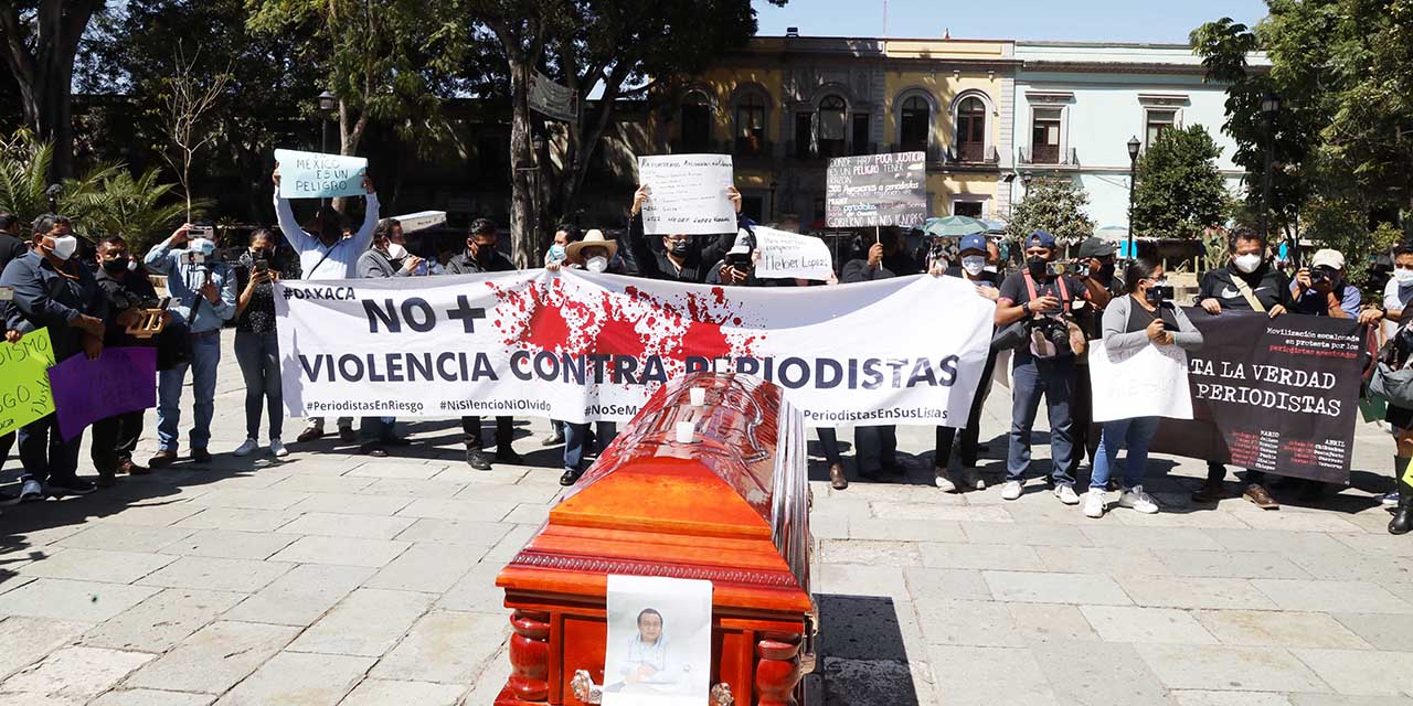 ¡Justicia! y ¡Ya basta!, exigen los periodistas | El Imparcial de Oaxaca