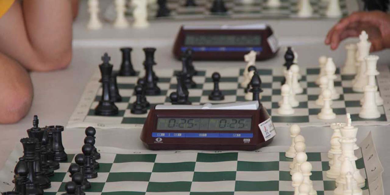 Van por torneo FIDE Blitz