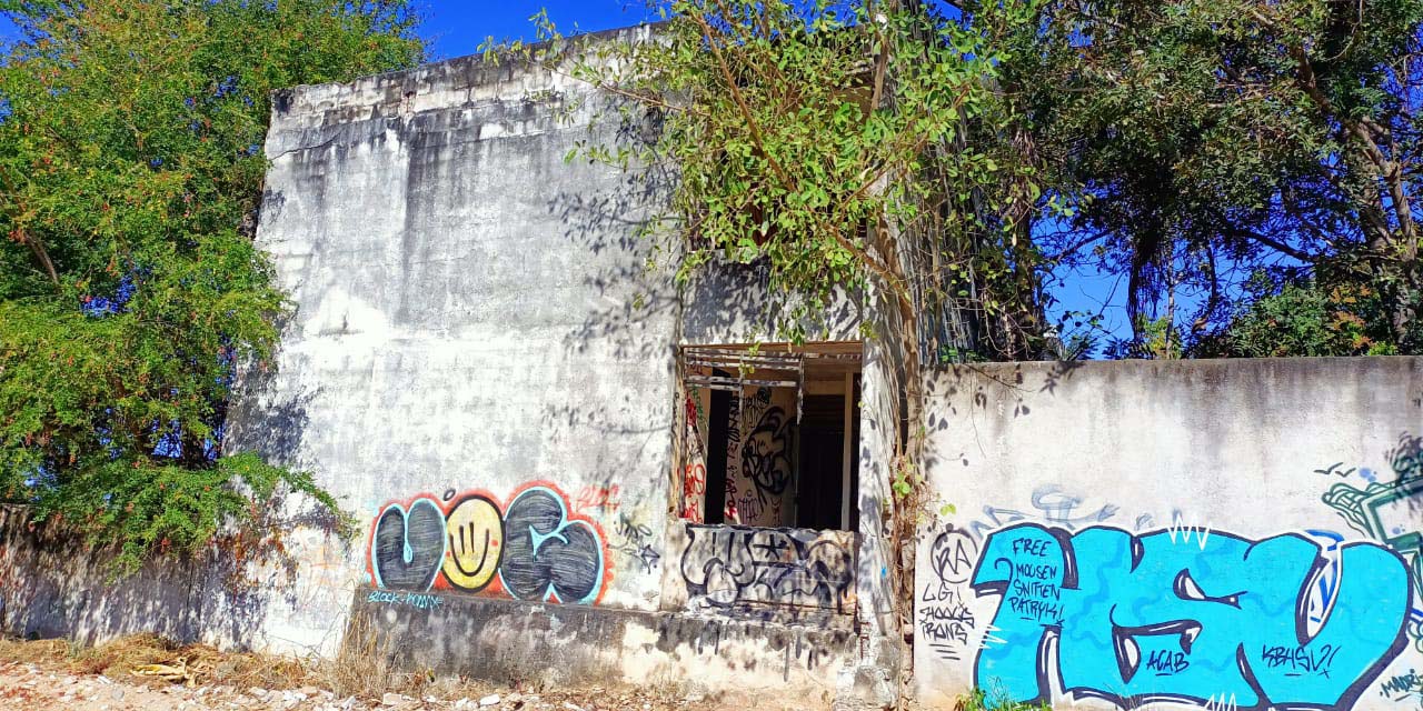 Quedan sólo ruinas del Hotel Magisterio de Puerto Escondido | El Imparcial de Oaxaca