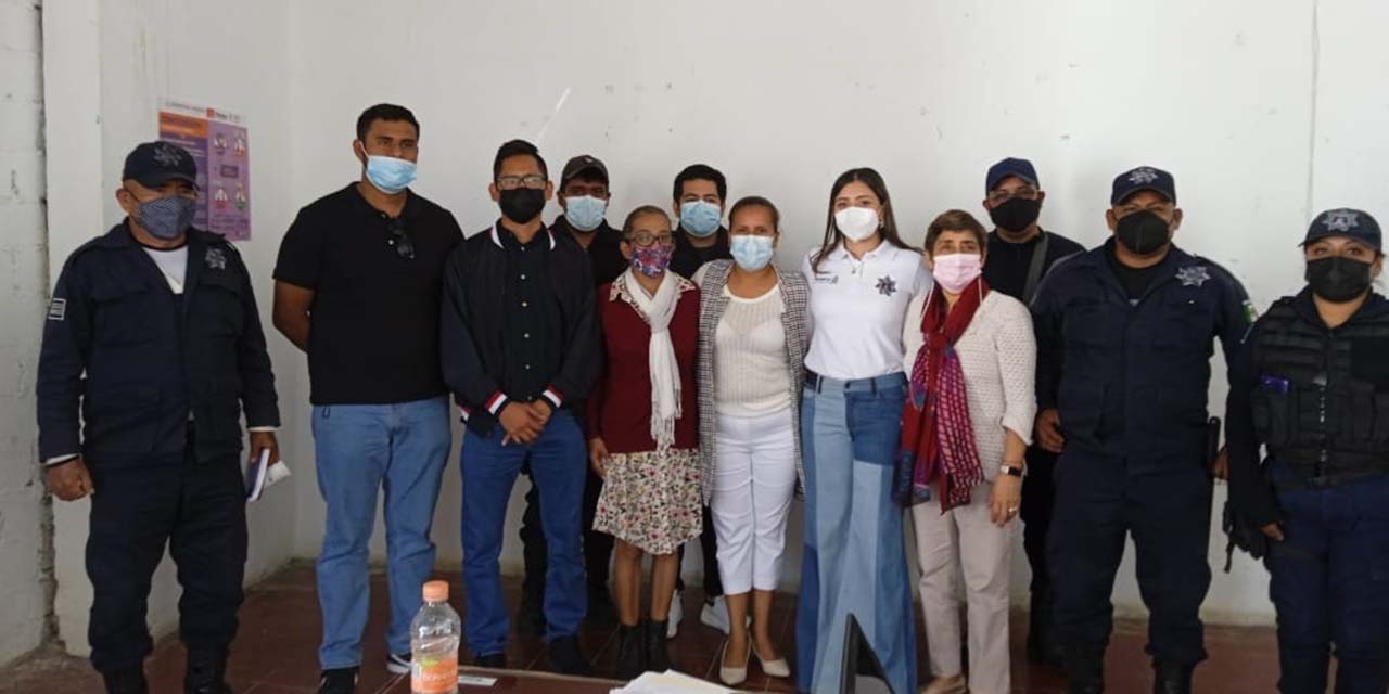 En Teotitlán de Flores Magón pone SSPO el programa Mujer Segura | El Imparcial de Oaxaca