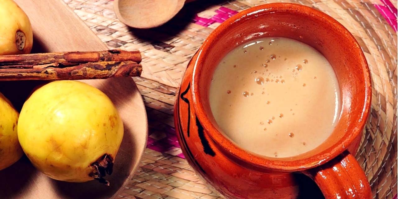 Disfruta de un rico atole de guayaba | El Imparcial de Oaxaca