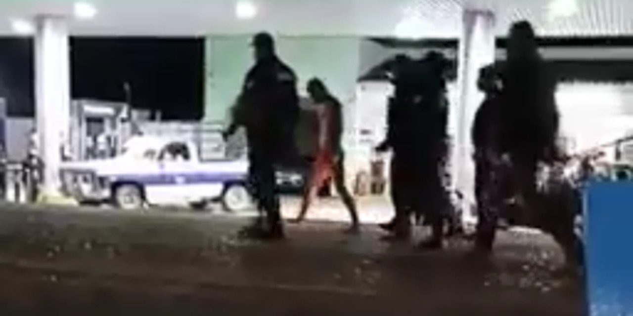 Pasean desnudo a presunto ladrón en Nochixtlán | El Imparcial de Oaxaca