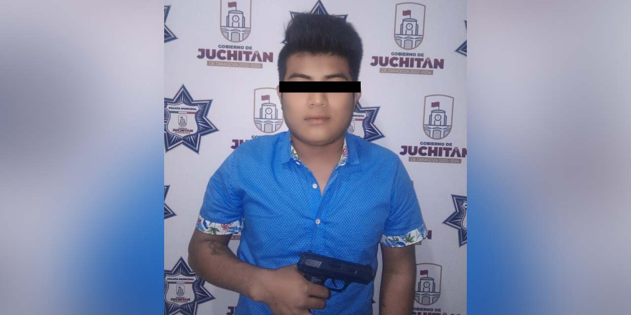 Aprehenden a hombre que se paseaba con un arma de juguete | El Imparcial de Oaxaca