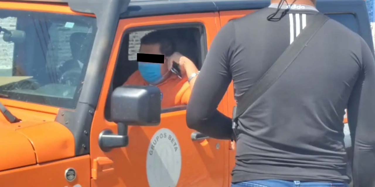 Masculino alcoholizado protagoniza choque con vehículo oficial
