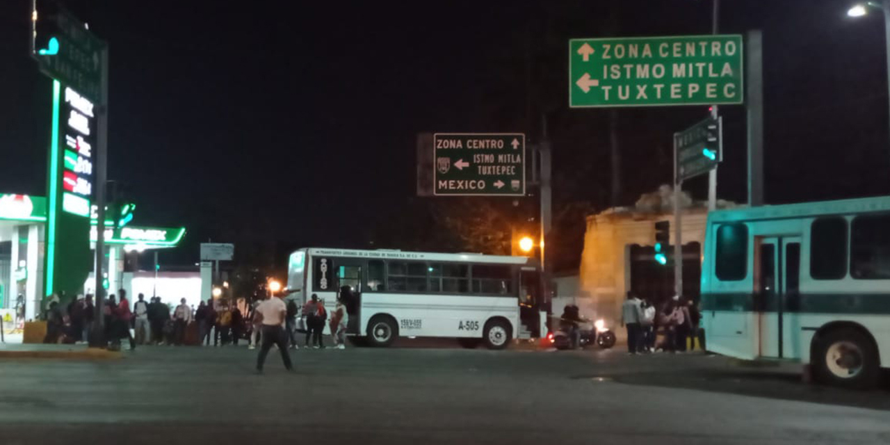 Desquician normalistas la zona norte de la ciudad | El Imparcial de Oaxaca