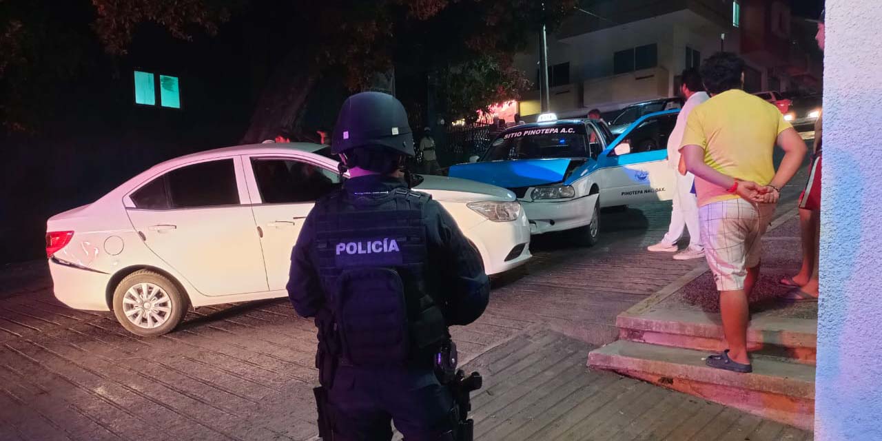 Fuerte carambola deja cuatro autos afectados