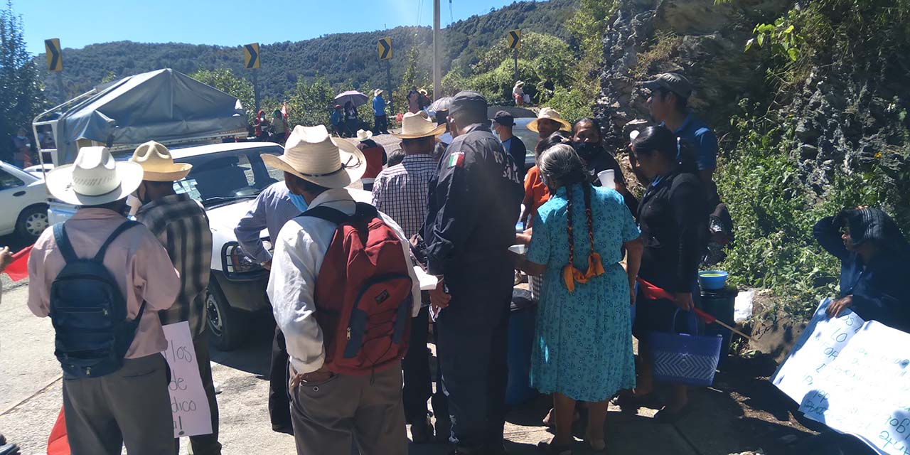 Van 26 meses de ingobernabilidad, en Ocopetatillo | El Imparcial de Oaxaca