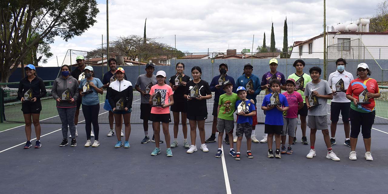 Concluyeron los raquetazos en el Torneo Estatal de Tenis