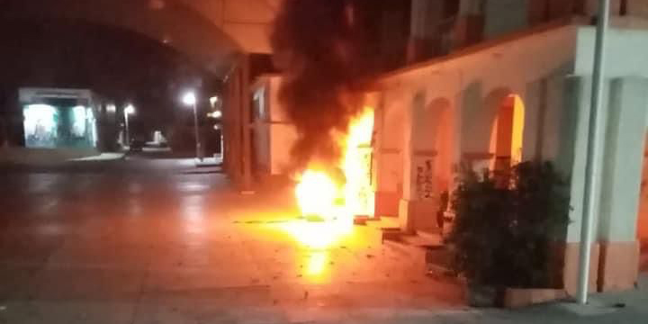 Vandalizan palacio municipal y casa comunal de Laollaga