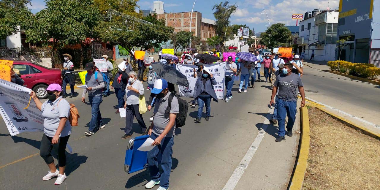 Piden reconocimiento de la Universidad del Pueblo | El Imparcial de Oaxaca
