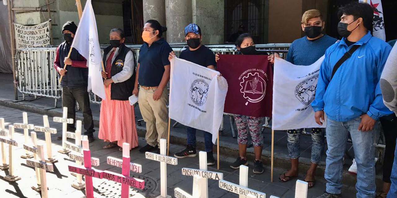 Familiares de víctimas en Huazantlán del Río demandan justicia | El Imparcial de Oaxaca