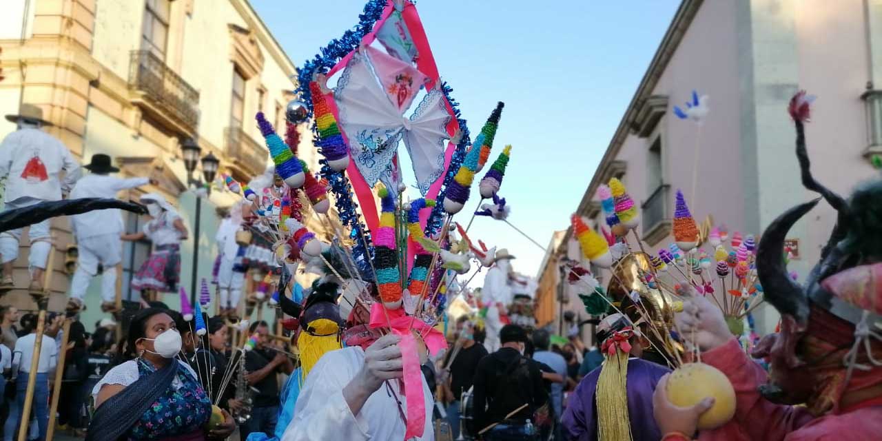 Carnavales oaxaqueños derrochan tradición | El Imparcial de Oaxaca