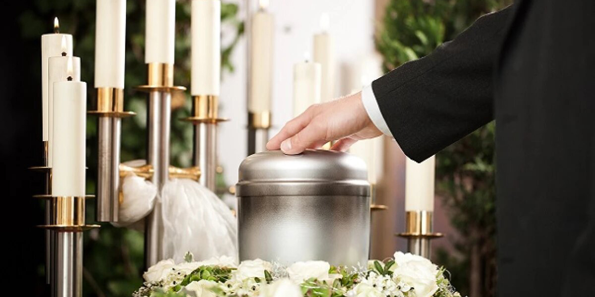 ¿Sabes qué es la aquamación? Nueva alternativa ecológica para los funerales