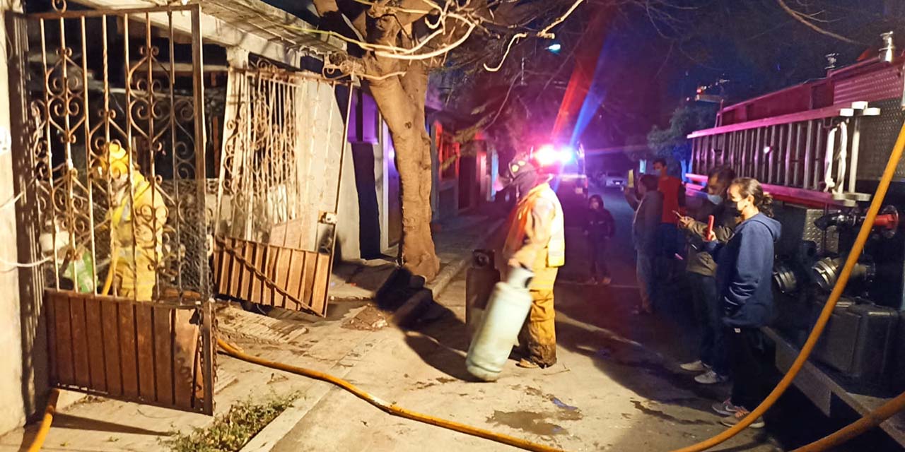 Incendio en vivienda desata pánico entre los vecinos