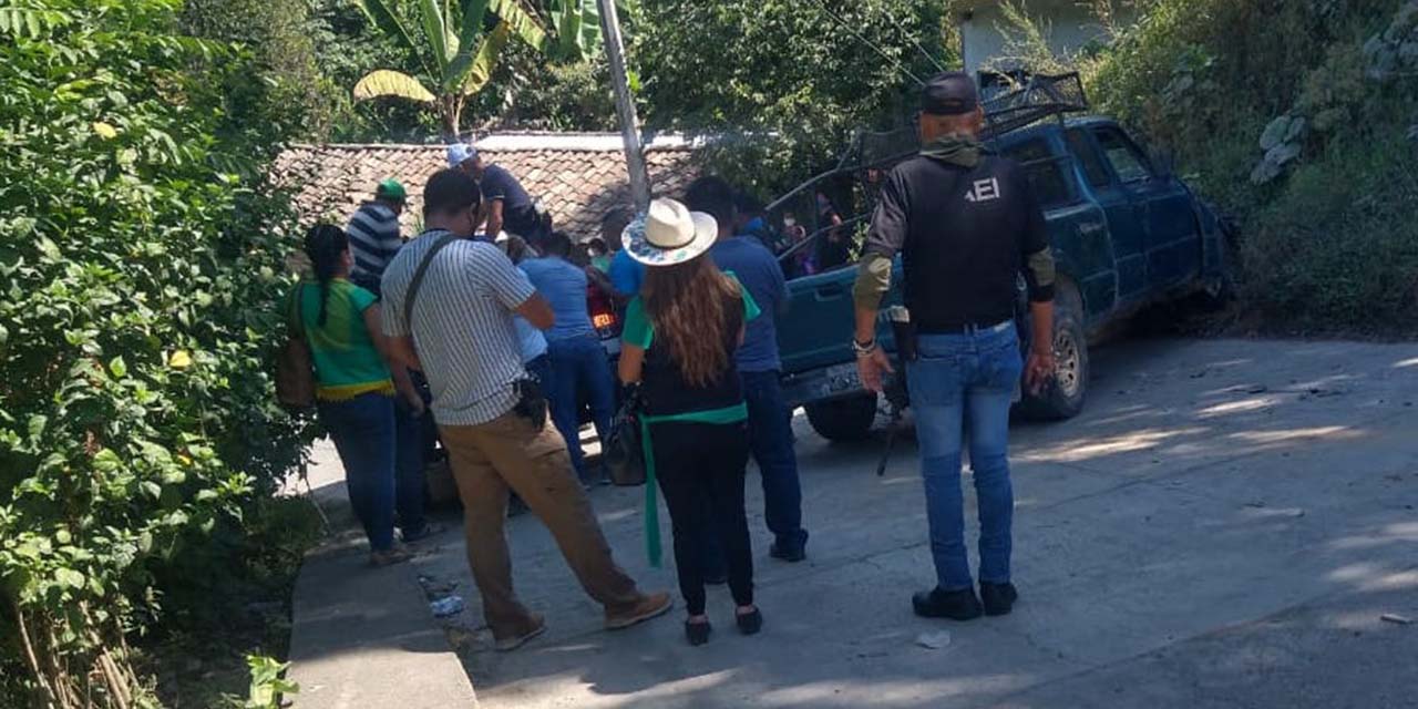 Falla mecánica ocasiona fatídica volcadura | El Imparcial de Oaxaca