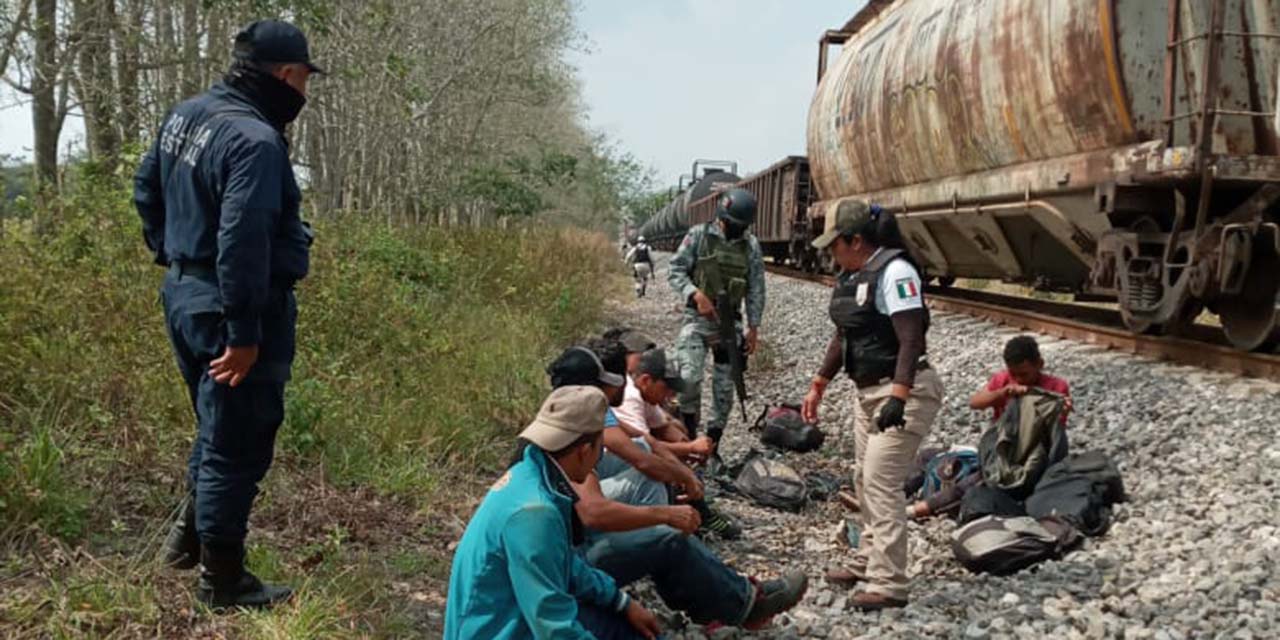 Autoridades estatales aseguran a 17 migrantes | El Imparcial de Oaxaca