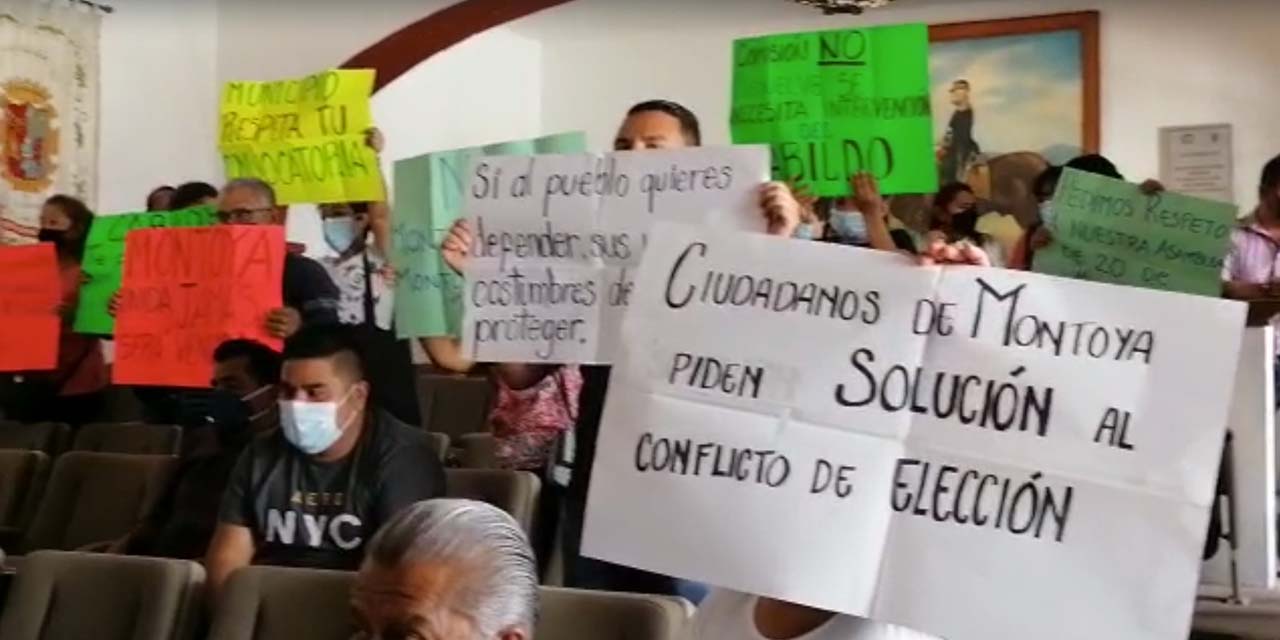Ciudadanos de Montoya protestan en sesión de cabildo | El Imparcial de Oaxaca