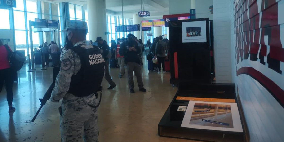 En aeropuerto de Cancún caída de letreros desató rumor de balacera | El Imparcial de Oaxaca