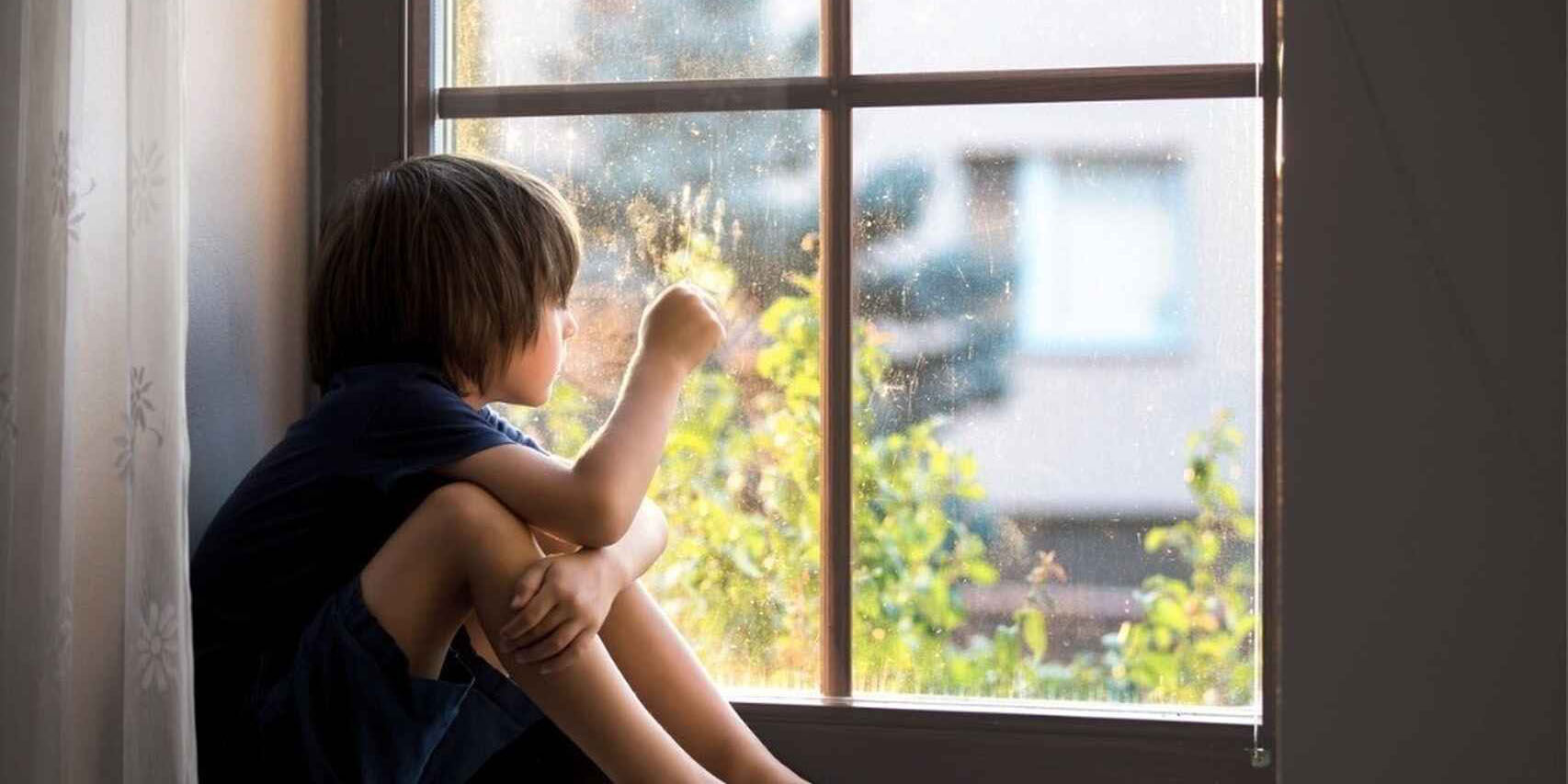 Los pediatras alertan del incremento de autolesiones y suicidios en menores