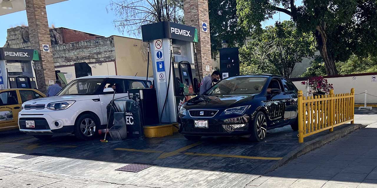 Controla Pemex 85% de abasto a gasolineras | El Imparcial de Oaxaca