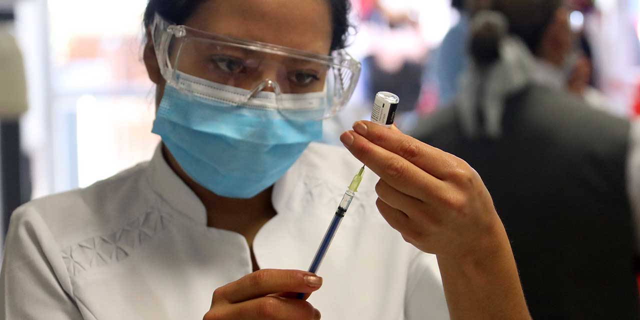Vacuna Oaxaca sólo a 30% de menores con comorbilidades