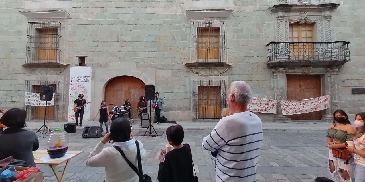 Con música, performance y video, celebran 30 años del MACO