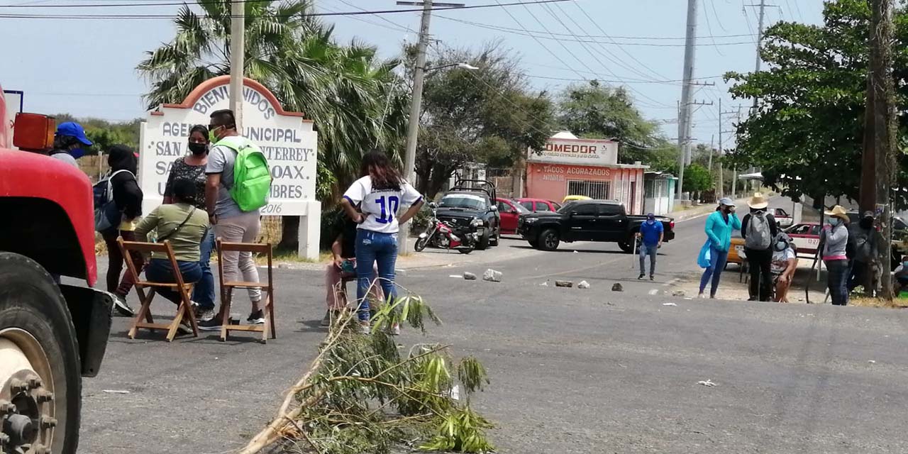Afectaciones por bloqueo carretero | El Imparcial de Oaxaca