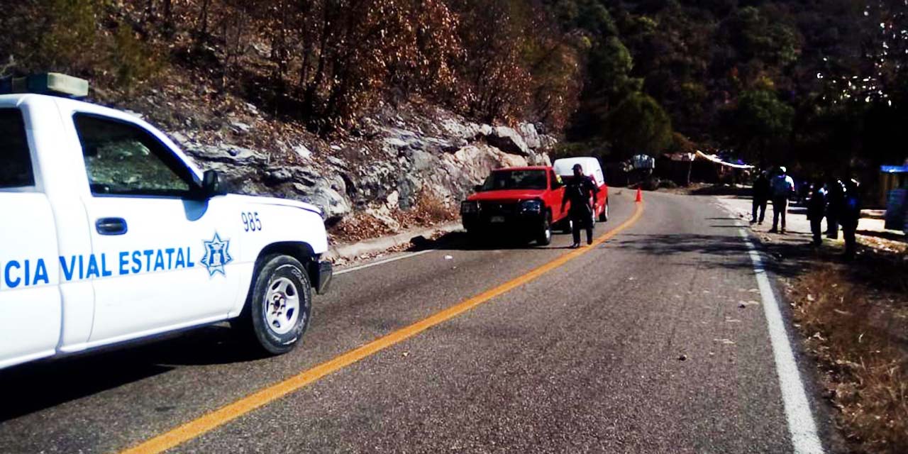 Colisionan dos vehículos por falta de pericia | El Imparcial de Oaxaca