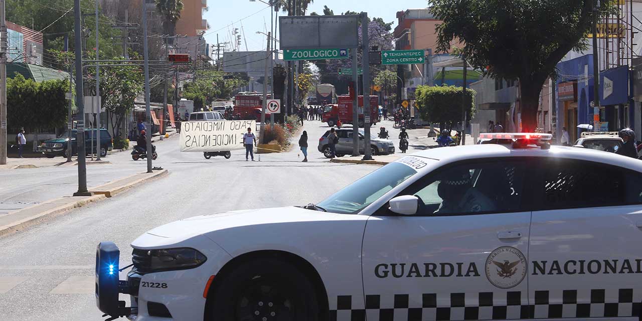 Normalistas y telebachilleratos atizan protestas y bloqueos | El Imparcial de Oaxaca