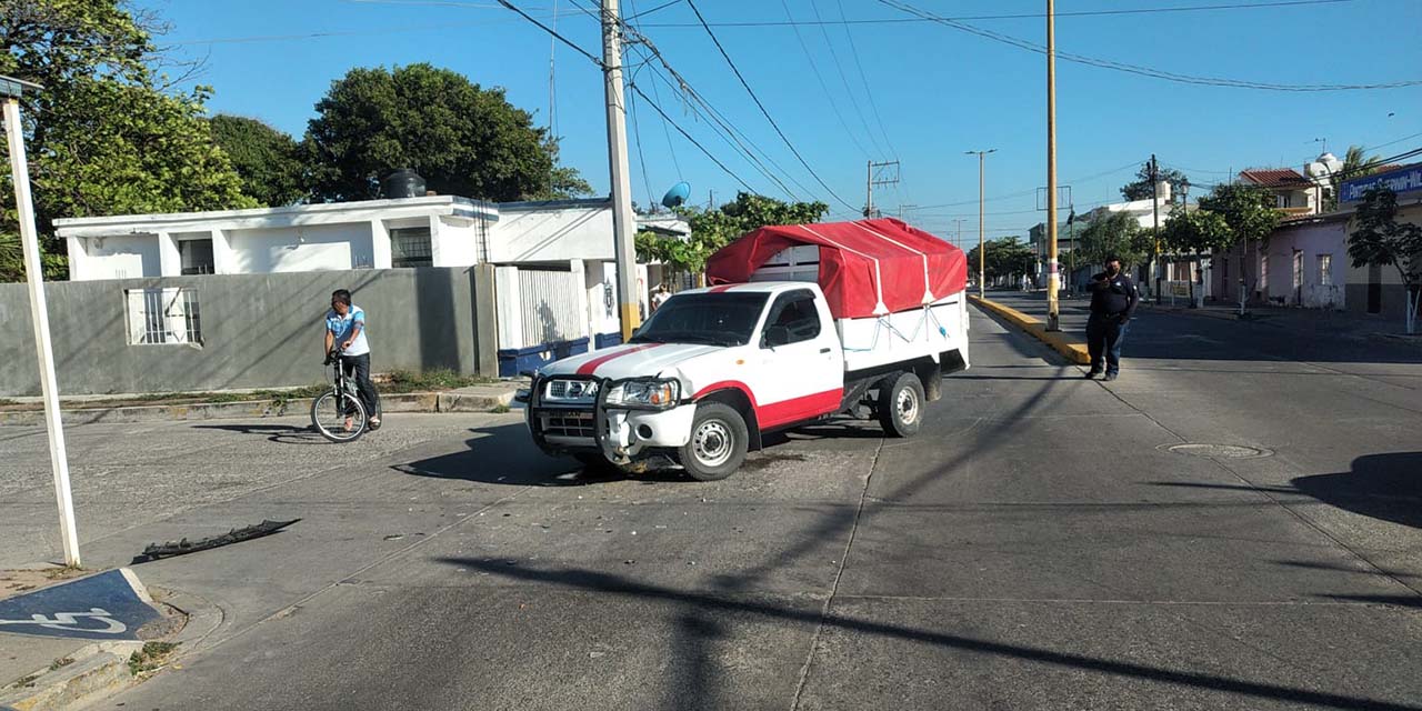 Se impacta contra auto por manejar alcoholizado