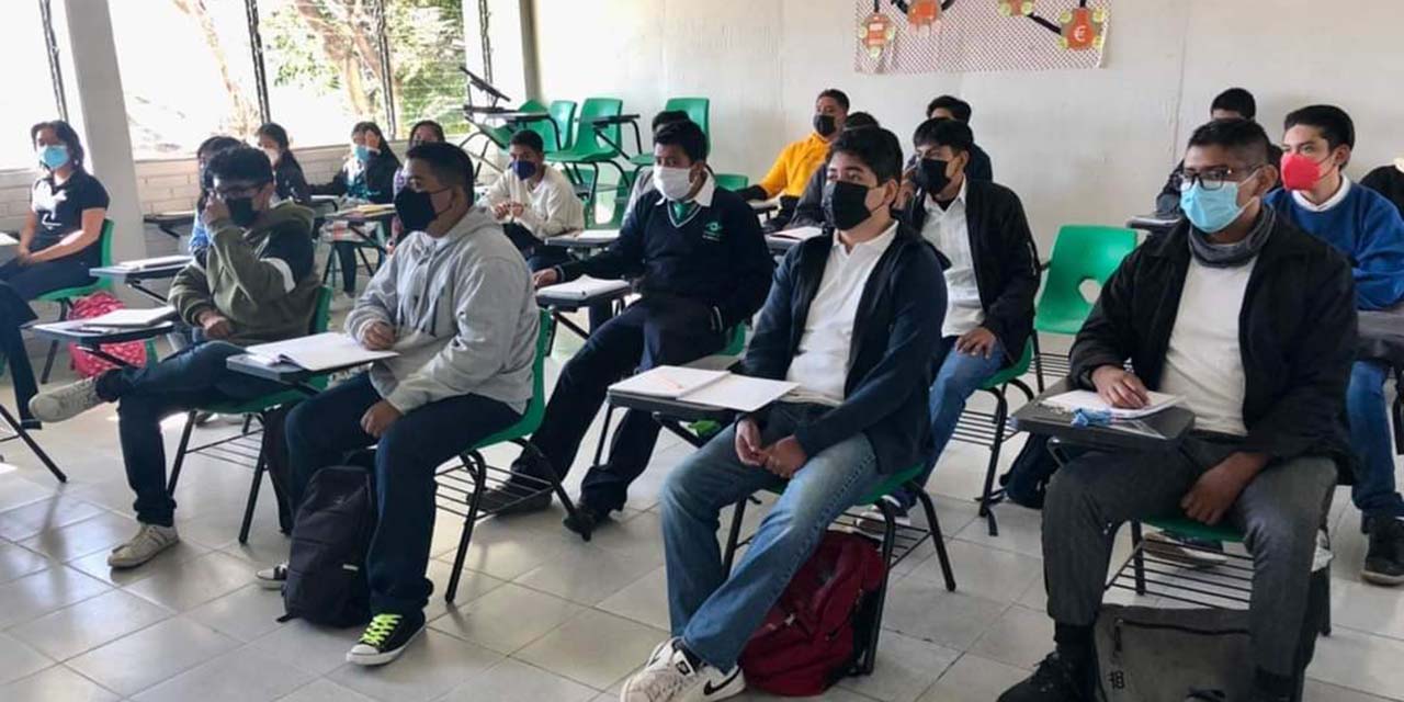 Continúa el regreso presencial a las aulas en la región Mixteca | El Imparcial de Oaxaca