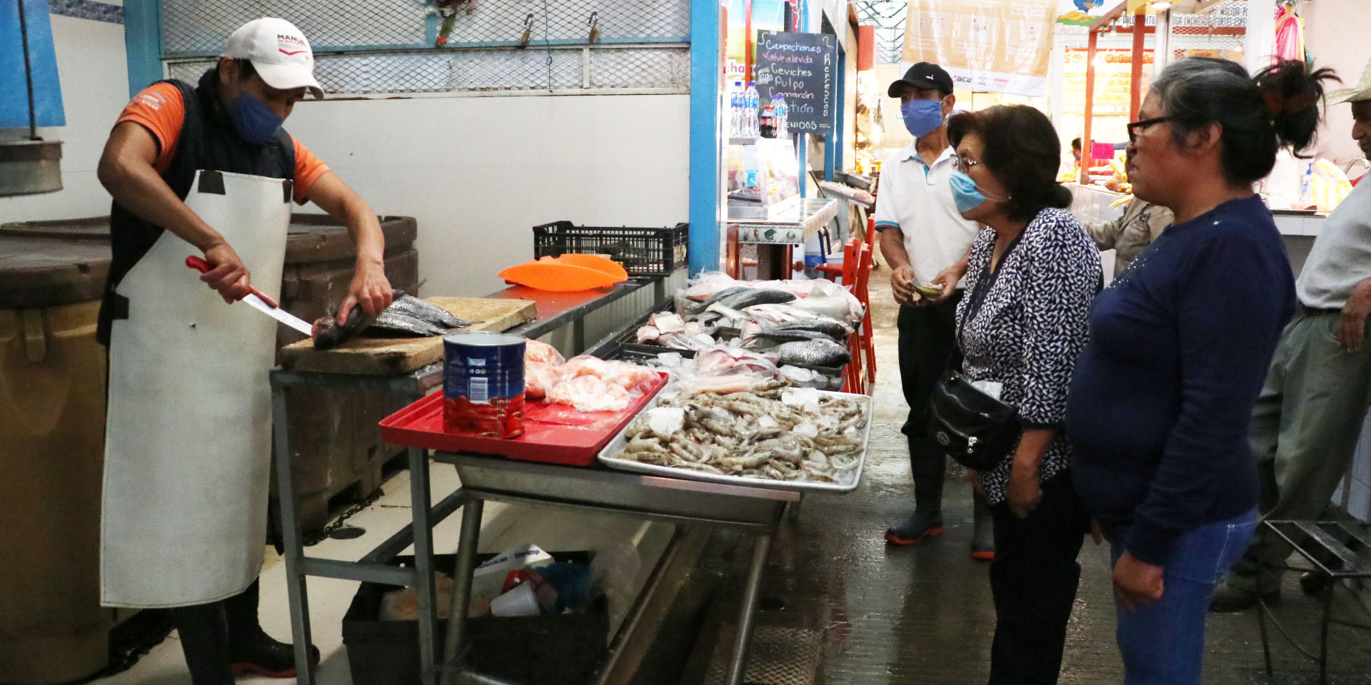 Zozobra, la venta de pescados y mariscos | El Imparcial de Oaxaca
