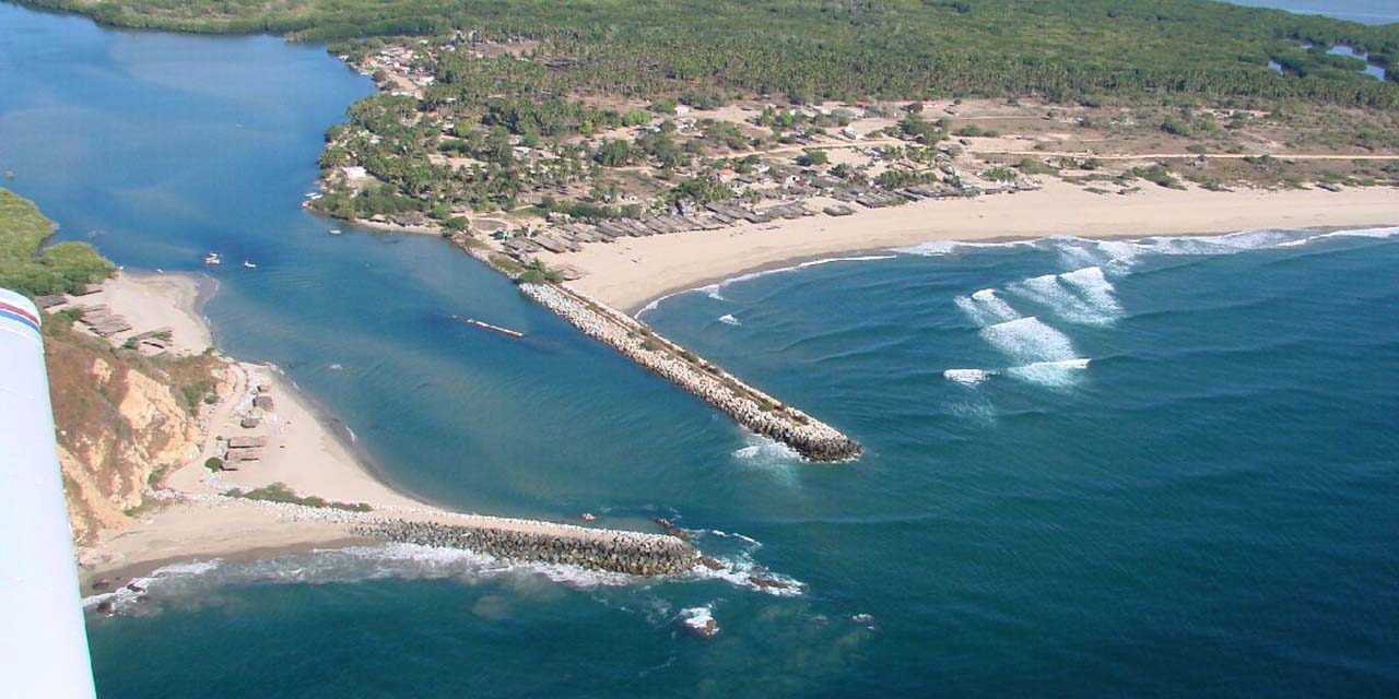 Fallecen ahogados tres turistas en playas de Chacahua  | El Imparcial de Oaxaca
