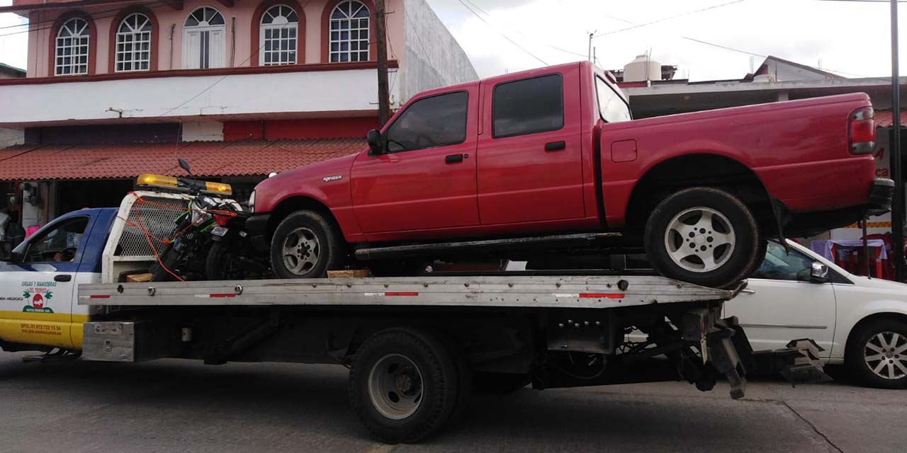 Aseguran camioneta con reporte de robo