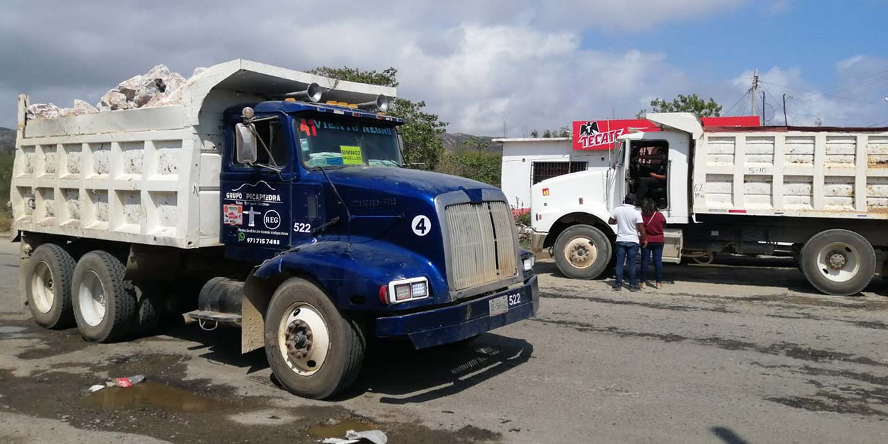 Detectan 210 camiones piratas en el rompeolas | El Imparcial de Oaxaca